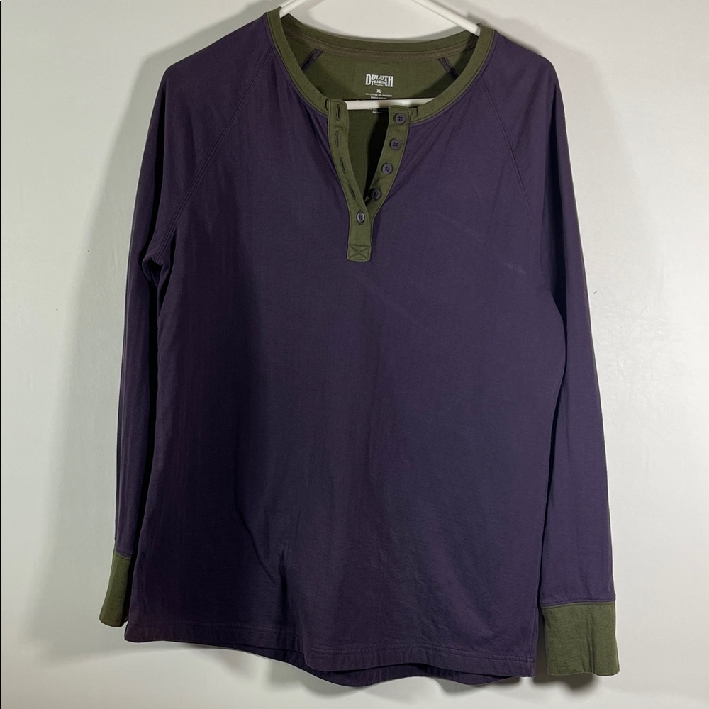 Duluth Trading Co Men’s Pull over Size XL Two Tone Purple & Olive Button Placket